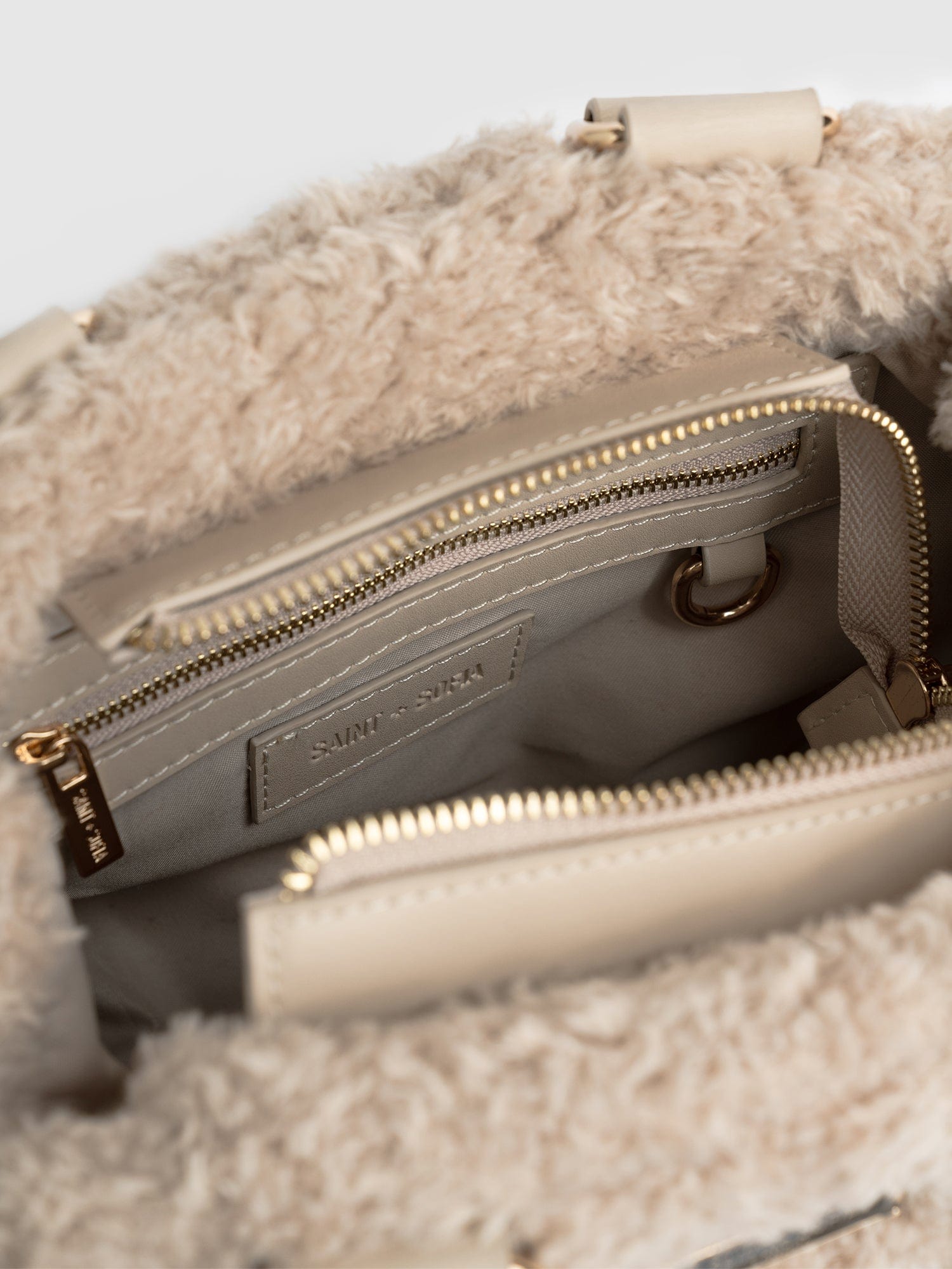 Teddy Woven Mini Penny Tote Bag Beige - Women's Bags | Saint + Sofia® EU